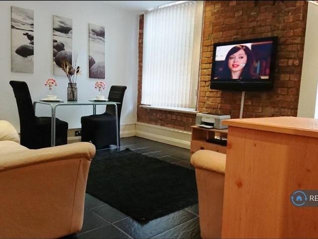 The Establishment City Centre. 2 bed flat to rent £875 pcm £202 pw