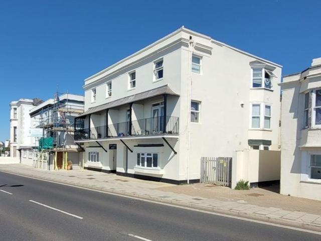 The Esplanade, Connaught House The Esplanade PO21, Studio to rent, £750 pcm | PrimeLocation