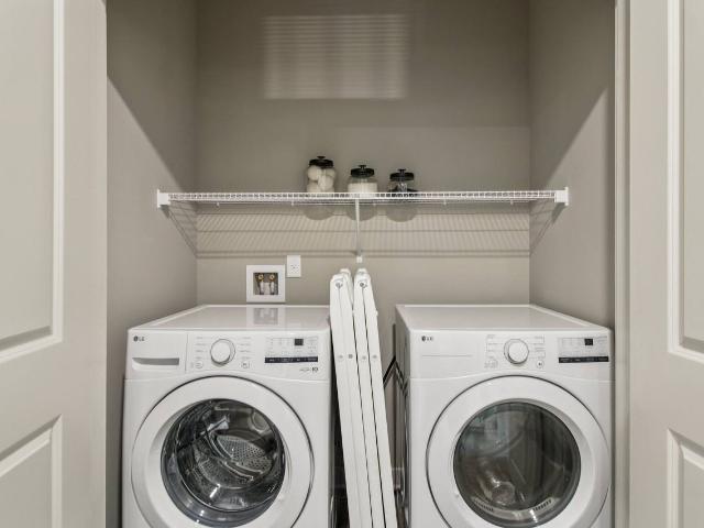 The Exchange at Berwick 2 Bedroom Apartment for Rent at 5700 Ogeechee Rd, Savannah, GA 31405