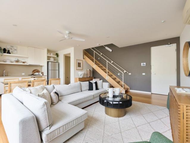 The Executive Coastal Retreat You Can Enjoy All year Round Fully Furnished