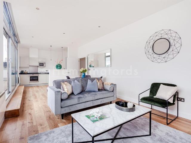 The Foundry, Dereham Place, Shoreditch EC2A, 3 bed flat to rent, £4,850 pcm | PrimeLocation