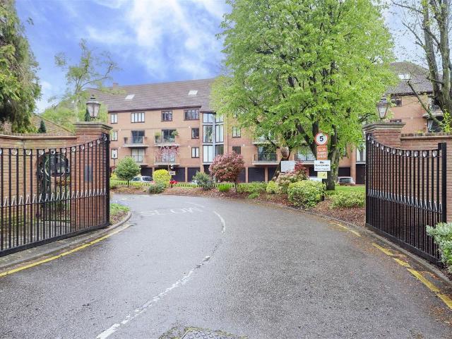 The Forresters, Eastcote HA5, 3 bed flat to rent, £2,600 pcm | PrimeLocation