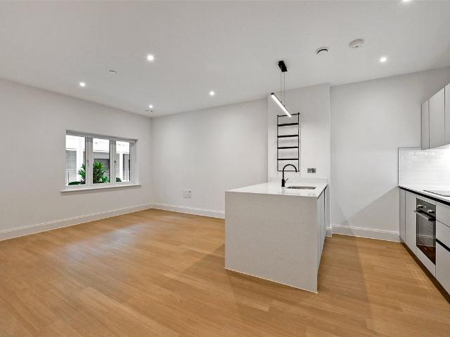 The Factory, Memorial Avenue, Slough, Berkshire SL1, 1 bed flat to rent, £1,395 pcm | PrimeLocation