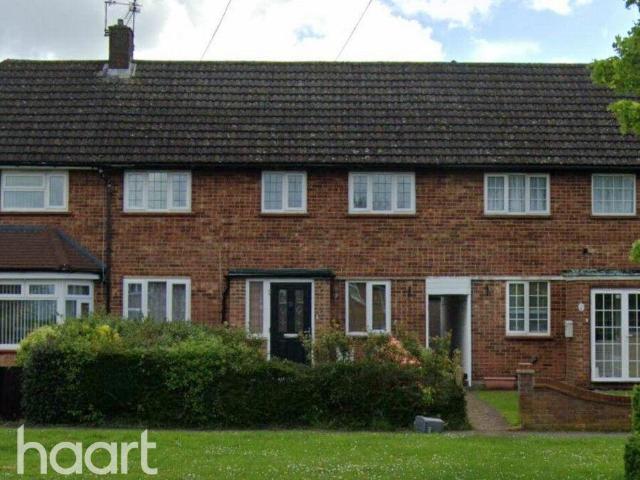 The Fairway, Abbots Langley 3 bed terraced house to rent £2,000 pcm £462 pw