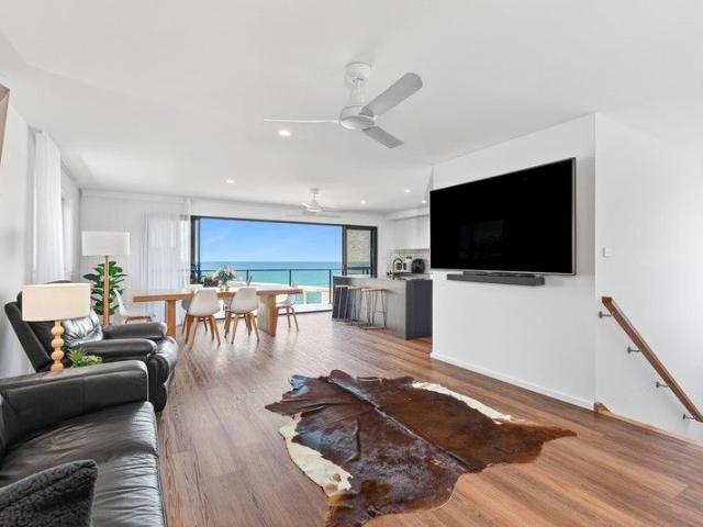 The family Entertainer With Sweeping Ocean Views Sapphire Beach