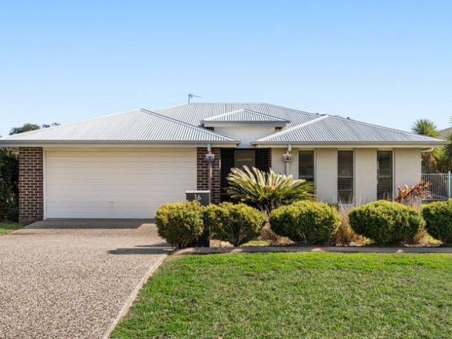 The Family Home You've Been Waiting For!