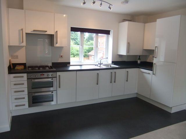 The Farrows, Maidstone ME15, 2 bed flat to rent, £1,300 pcm | PrimeLocation