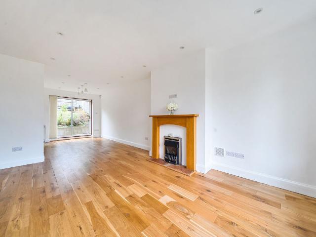 The Fieldings, Forest Hill, London SE23, 4 bed detached house to rent, £3,500 pcm | PrimeLocation