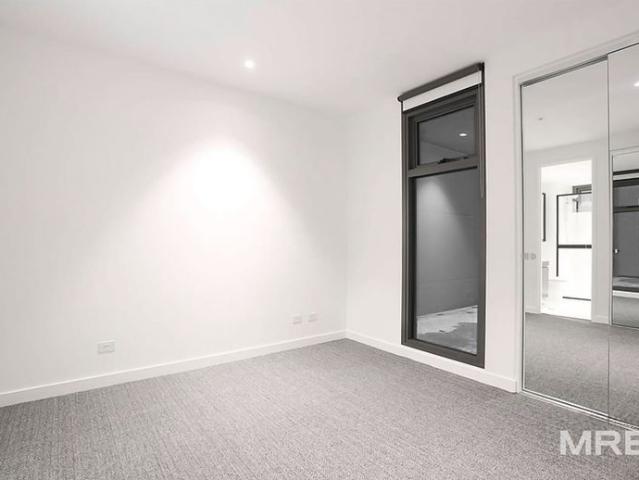 A luxurious apartment in South Yarra
