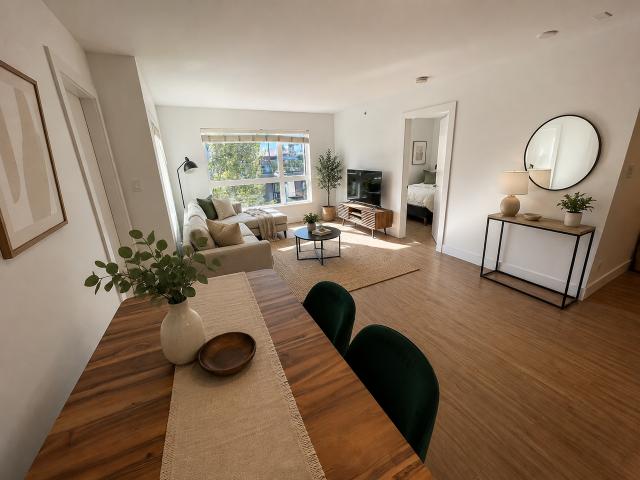 The First Place 2 Bedroom Apartment for Rent at 201 1st St W, North Vancouver, BC V7M 1B3 Lower Lonsdale