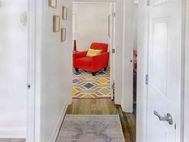 The Flats At 2200 2 Bedroom Apartment for Rent at 2479 Julia Ave, Charlotte, NC 28206 J.T. Williams