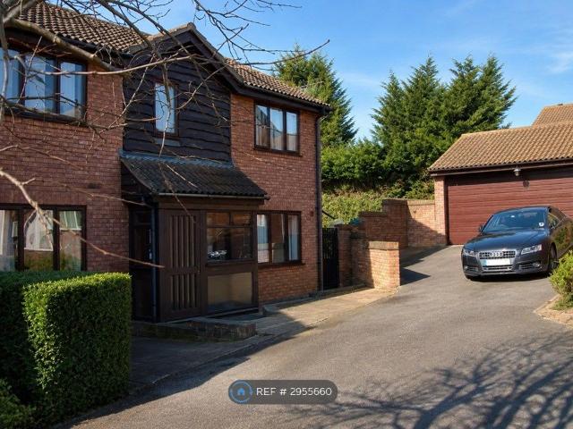 The Fleet, Milton Keynes MK6, 4 bed detached house to rent, £2,500 pcm | PrimeLocation