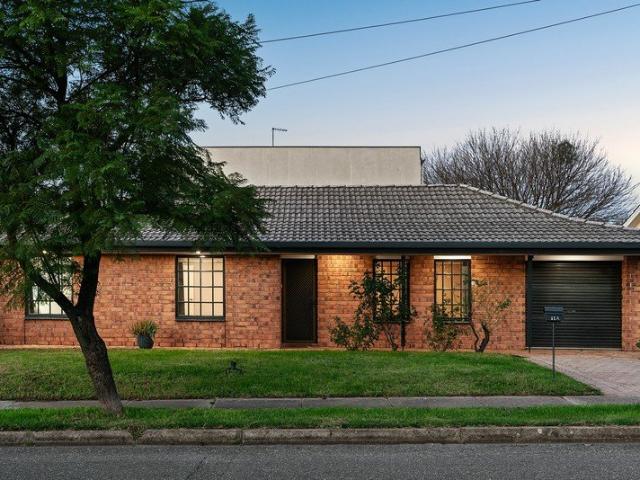 The Freedom of Torrens Title, the Simplicity of Easy Living
