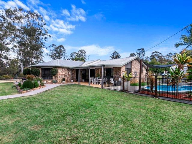 The Freedom of Acreage Living Starts Here