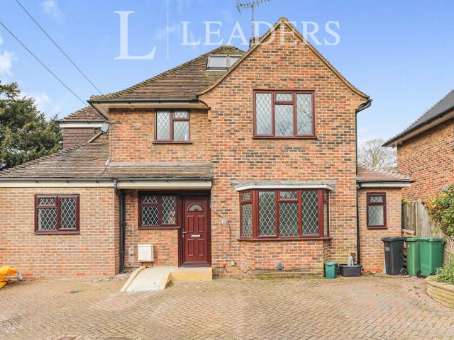 The Frenches, Redhill, RH1 House to rent £925 pcm £213 pw