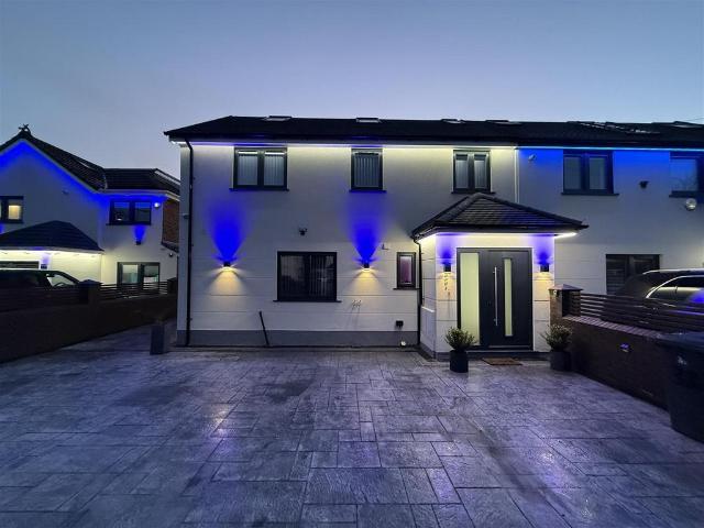 The Frithe, Slough 1 bed in a house share to rent £900 pcm £208 pw