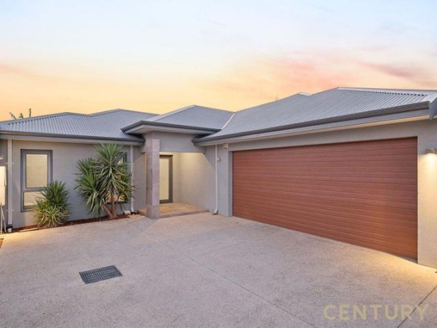 THE FULL PACKAGE! CUSTOM DESIGNED 3 BEDROOM, 3 BATHROOM HOME!