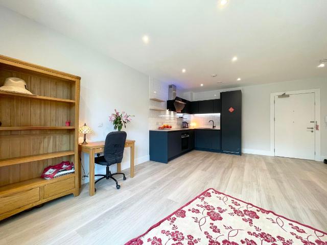 The Furlong, Brighton BN2, 1 bed flat to rent, £1,695 pcm | PrimeLocation