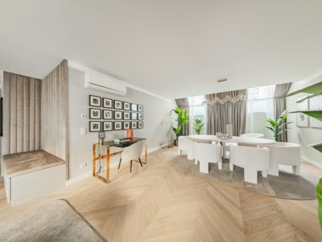 THE FUSION! Großzügige 3 Zimmer Dachwohnung mit hofseitiger Freifläche