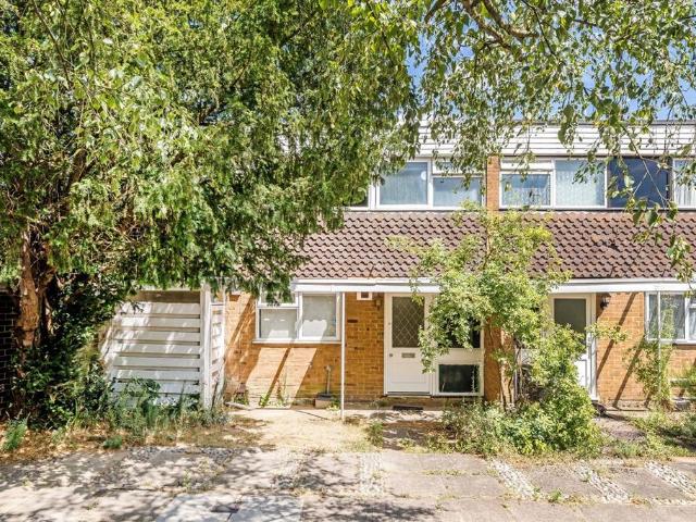 The Knoll, London W13 3 bed house to rent £2,950 pcm £681 pw