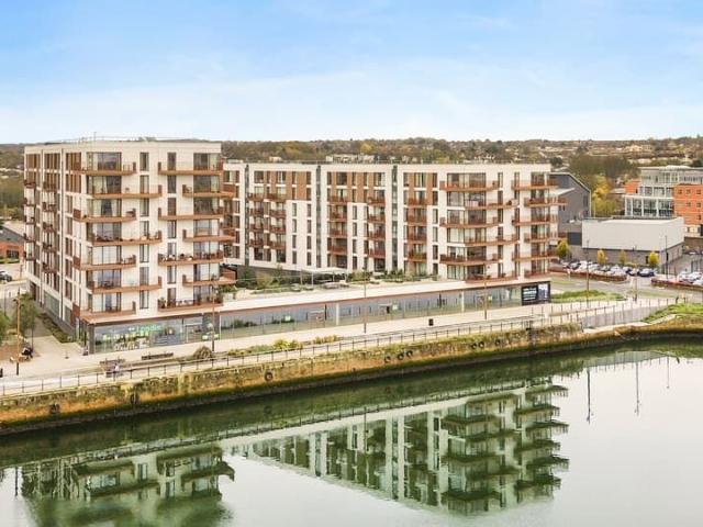 The Kell, Gillingham ME4, 1 bed flat to rent, £1,200 pcm | PrimeLocation