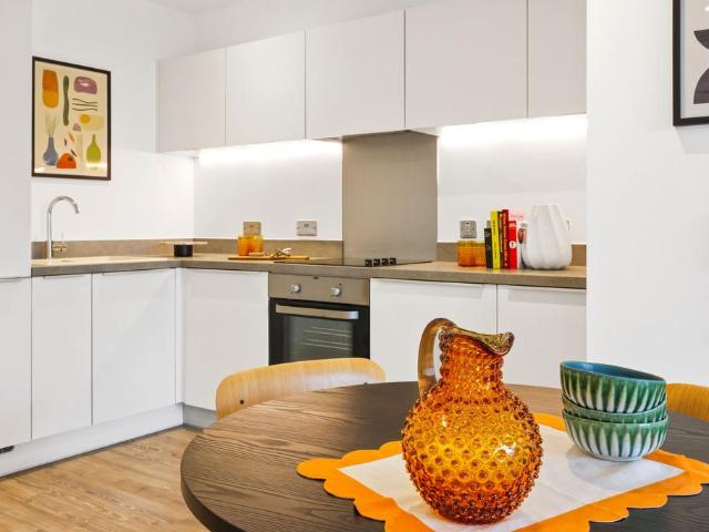 The Kell, Gillingham Gate Road. 2 bed flat to rent £1,460 pcm £337 pw
