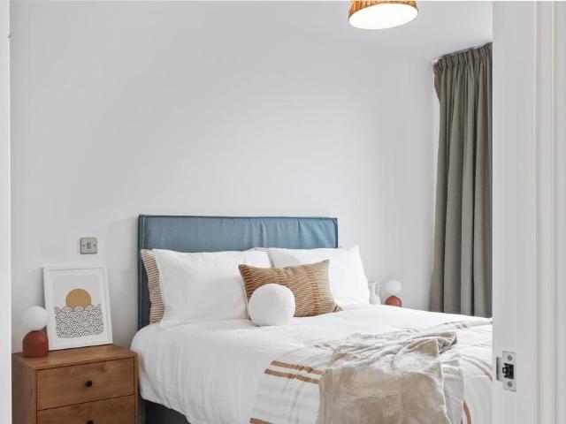 The Kell, Gillingham Gate Road. 2 bed flat to rent £1,550 pcm £358 pw