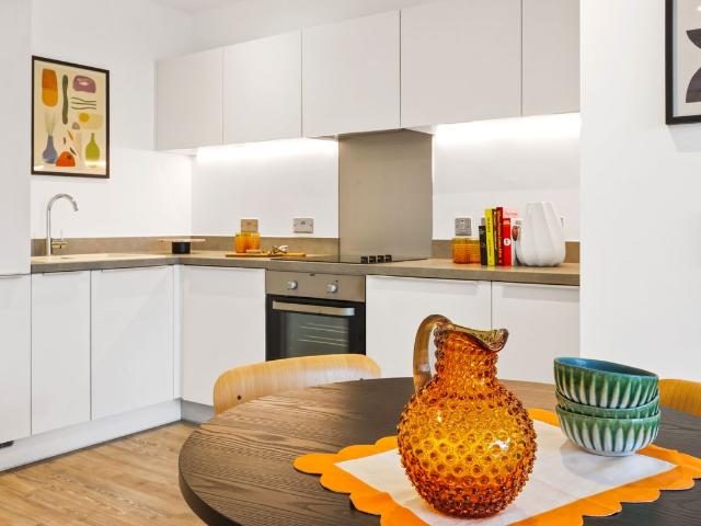 The Kell, Gillingham Gate Road, Gillingham ME4, 2 bed flat to rent, £1,395 pcm | PrimeLocation