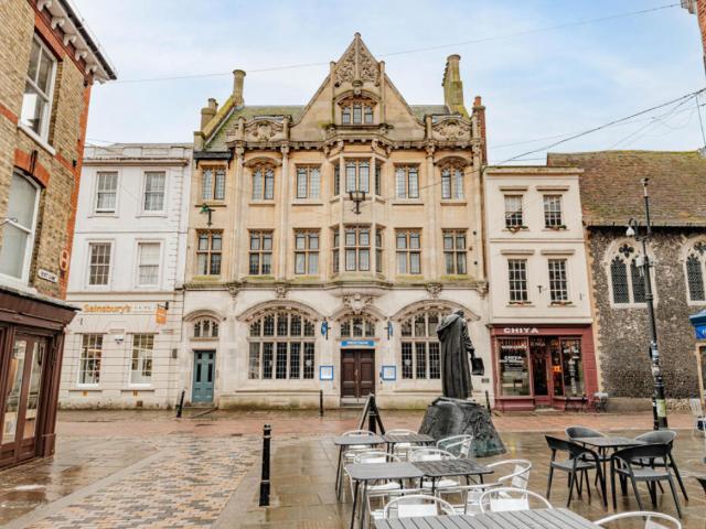 The Kingsbridge Apartments, Canterbury CT1, 2 bed flat to rent, £1,600 pcm | PrimeLocation