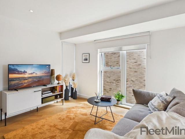 The Holloway, Birmingham B1, 3 bed flat to rent, £1,967 pcm | PrimeLocation