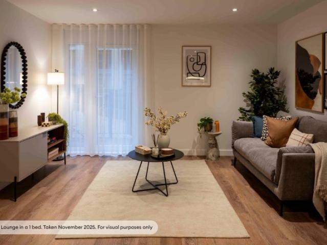 The Holloway, Gough Street. 1 bed apartment to rent £1,450 pcm £335 pw