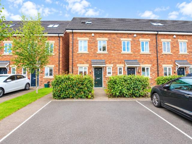 The Hollies, Chester, Cheshire CH1, 3 bed terraced house to rent, £1,450 pcm | PrimeLocation