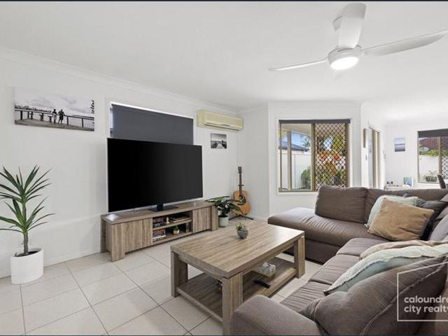 THE HOME THAT TICKS ALL THE BOXES FOR THE FAMILY!