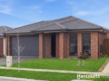 The Home You've Been Waiting For Modern, Spacious & Ready to Enjoy