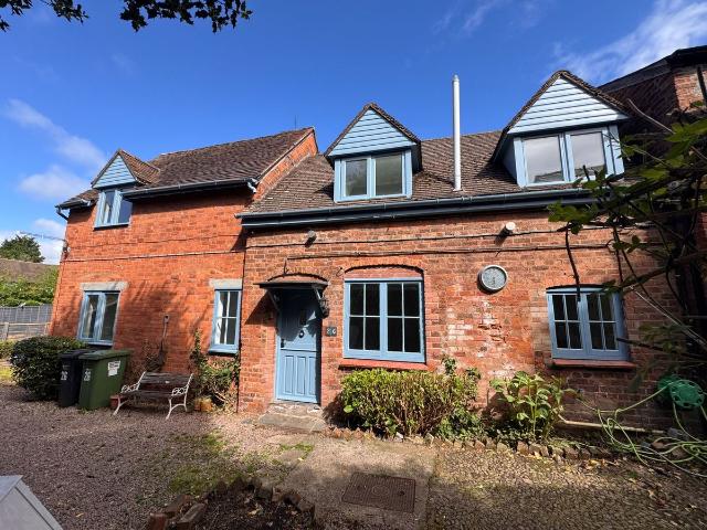 The Homend, Ledbury, Herefordshire HR8, 2 bed end terrace house to rent, £1,250 pcm | PrimeLocation