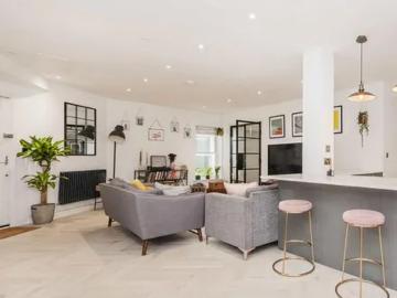 Wandle Park, London, Greater London - Equipped kitchen