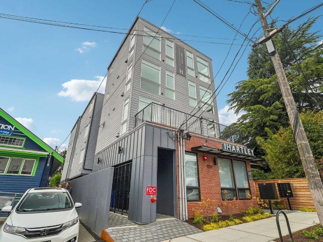 The Hartley Studio Apartment for Rent at 4011 Wallingford Ave N, Seattle, WA 98103 Wallingford