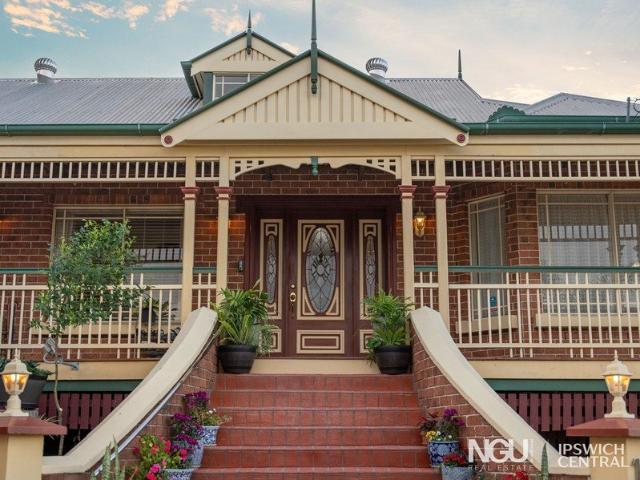 THE HASWELL CASTLE GRAND BY DESIGN, WARM BY NATURE