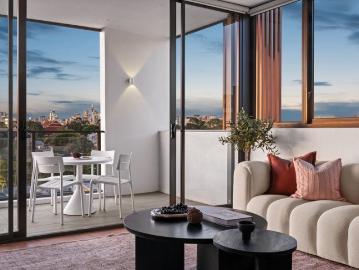 The height of urban glamour in the landmark Erko