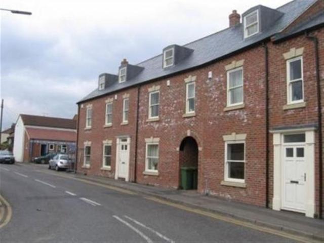 The Heights, Barrow Upon Humber. DN19, 2 bed terraced house to rent, £600 pcm | PrimeLocation