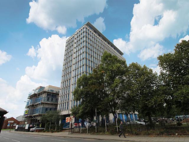 The Heights, St Johns Street, Bedford MK42, 1 bed flat to rent, £850 pcm | PrimeLocation