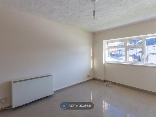 The Hendre Flats, Brynmawr, Gwent NP23, 1 bed flat to rent, £575 pcm | PrimeLocation