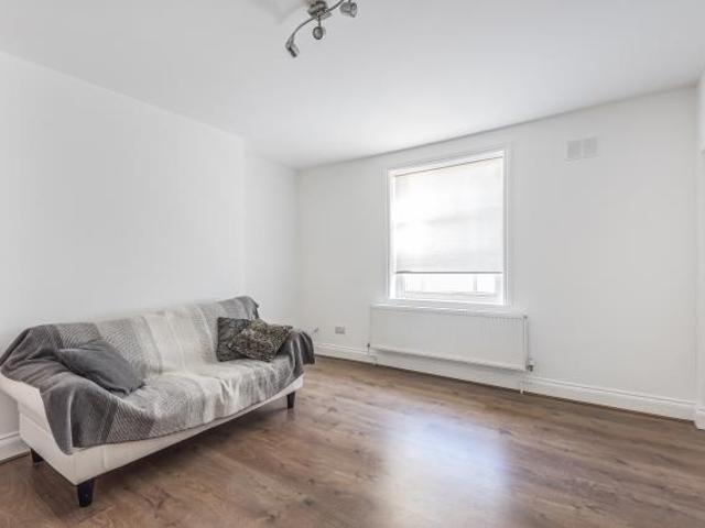 The Hermitage, Richmond, Surrey, TW10 1 bed flat to rent £1,850 pcm £427 pw