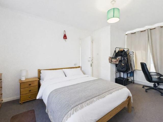 The Highway, Brighton BN2, 1 bed detached house to rent, £518 pcm | PrimeLocation