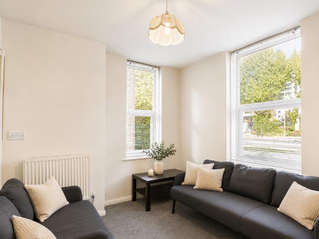 The Highway, Brighton BN2 5 bed house to rent £2,491 pcm £575 pw