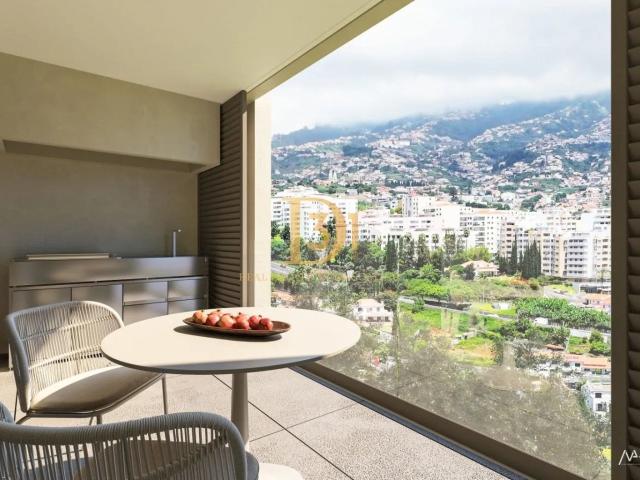 THE HILLS FUNCHAL MADEIRA APT 73 BLOCO 8 T1