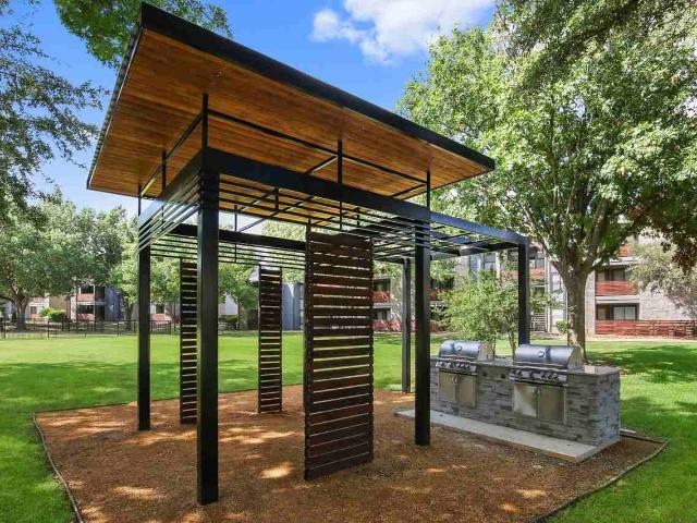 The Hub at Chisholm Trail 2 Bedroom Apartment for Rent at 6401 Hulen Bend Blvd, Fort Worth, TX 76132