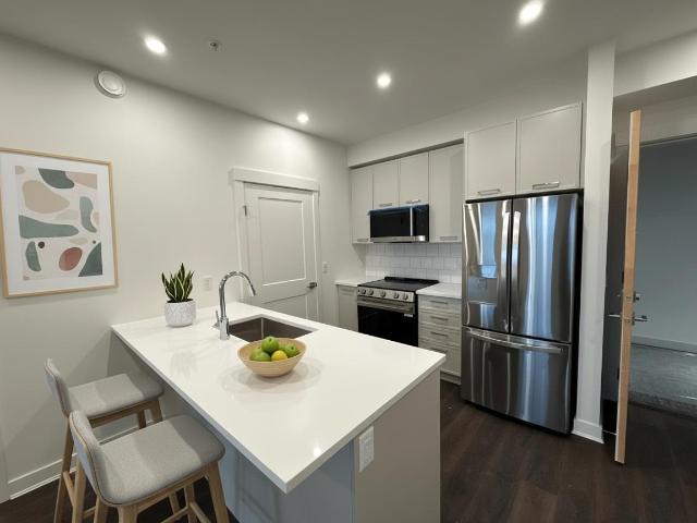 The Hudson 1 Month FREE | Top Floor 1 Bed | Approx. 10 Ft Ceilings Plan B1 | 1 Bedroom | 1 Bathroom | 623 sq. ft. Apartment for Rent