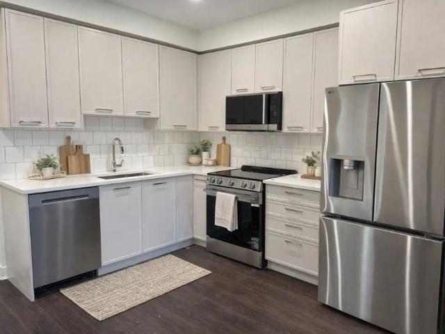 The Hudson — 2br + Flex/2ba E2.1