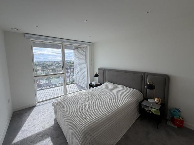 The Hyde, London NW9 1 bed apartment to rent £2,100 pcm £485 pw